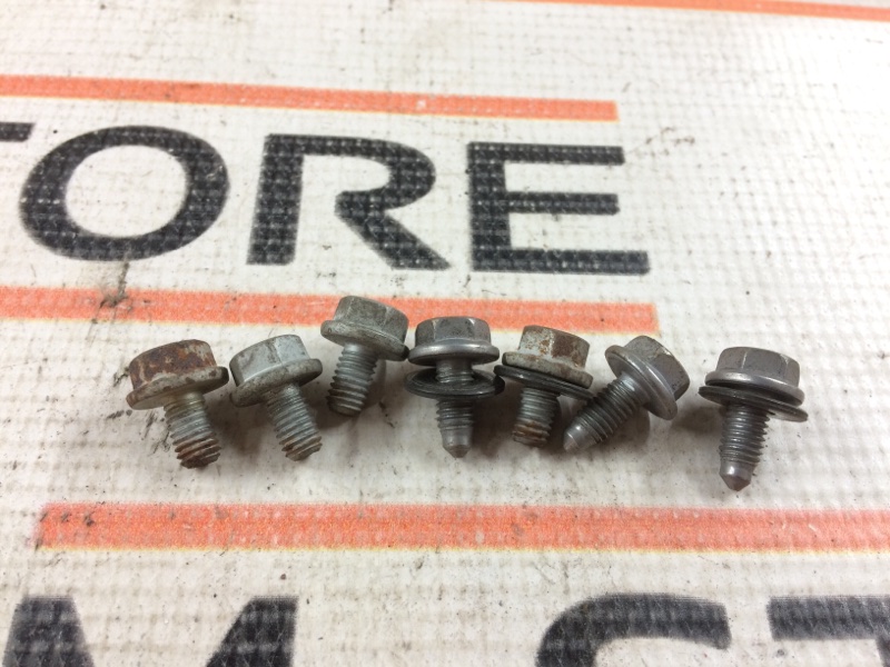 болт, 280 рублей, Красноярск