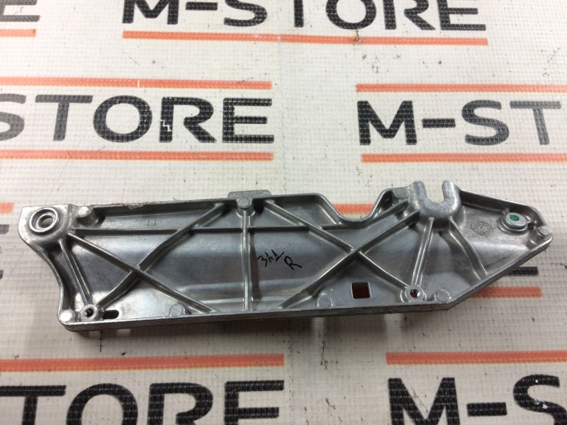 кронштейн потолочной ручки, 300 рублей, Красноярск