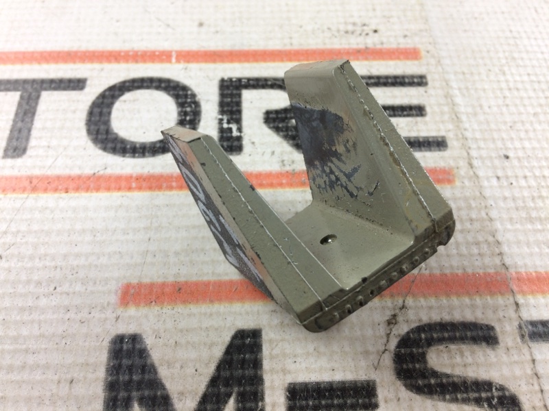 Отбойник крышки багажника, 150 рублей, Красноярск