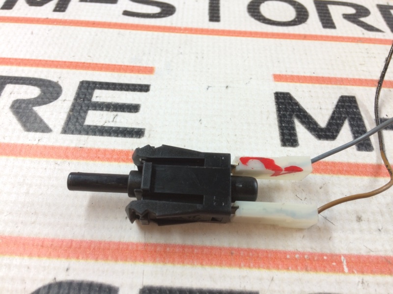 Концевик стояночного тормоза, 200 рублей, Красноярск