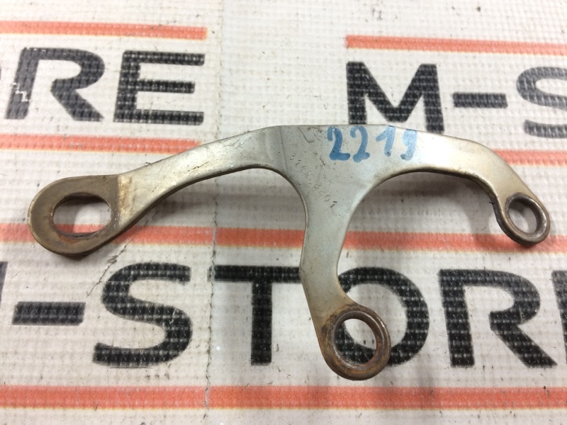 кронштейн глушителя, 300 рублей, Красноярск