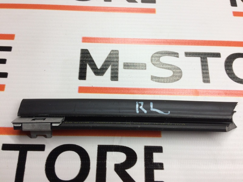 уплотнитель стекла двери, 340 рублей, Красноярск