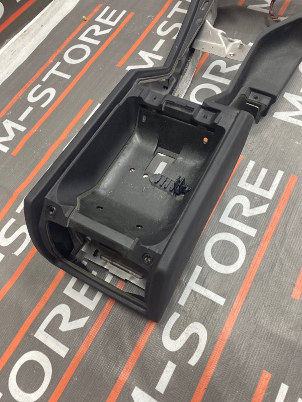 Консоль между сидений, 670 рублей, Красноярск