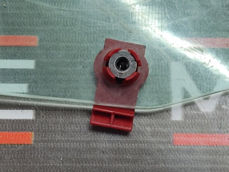 Стекло боковое, 300 рублей, Красноярск