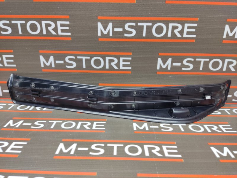 Накладка на порог салона, 350 рублей, Красноярск