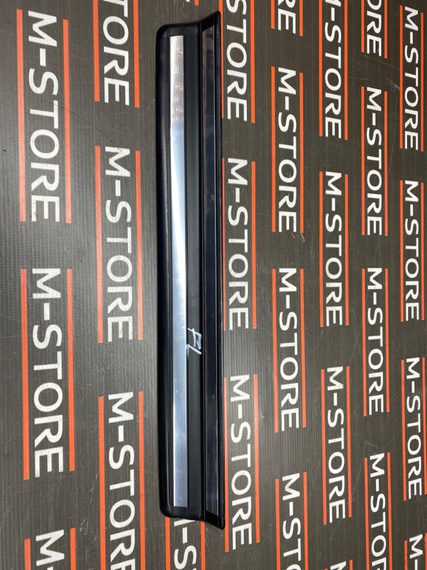 Накладка на порог салона, 350 рублей, Красноярск