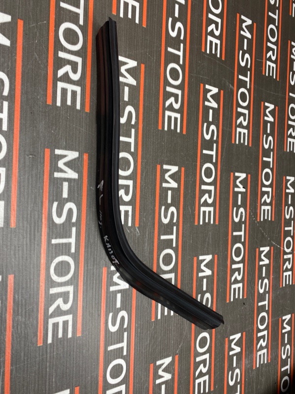 Уплотнитель капота, 340 рублей, Красноярск