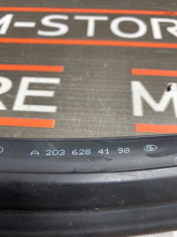 Уплотнитель капота, 340 рублей, Красноярск