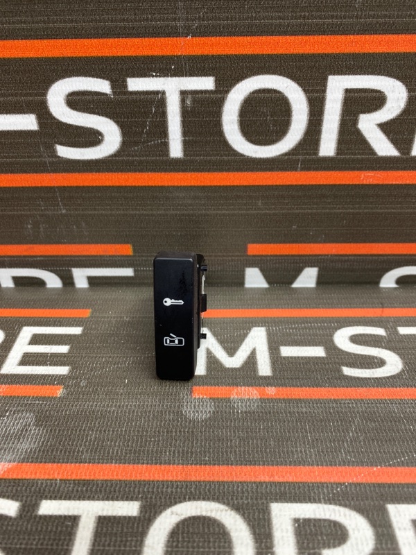 Кнопка центрального замка, 100 рублей, Красноярск