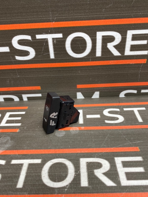 Кнопка центрального замка, 100 рублей, Красноярск