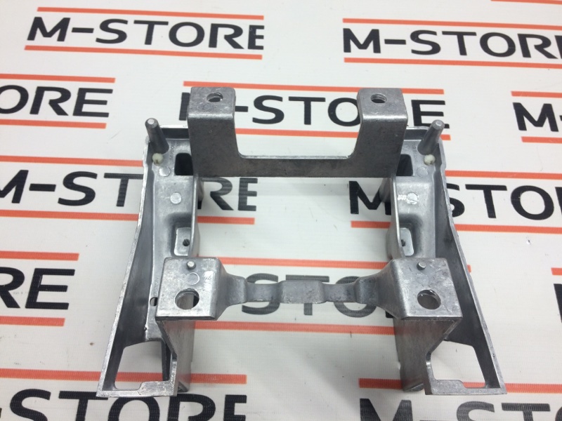 Кронштейн подлокотника, 340 рублей, Красноярск