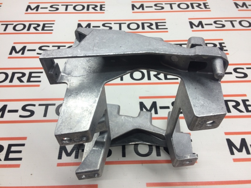 Кронштейн подлокотника, 340 рублей, Красноярск