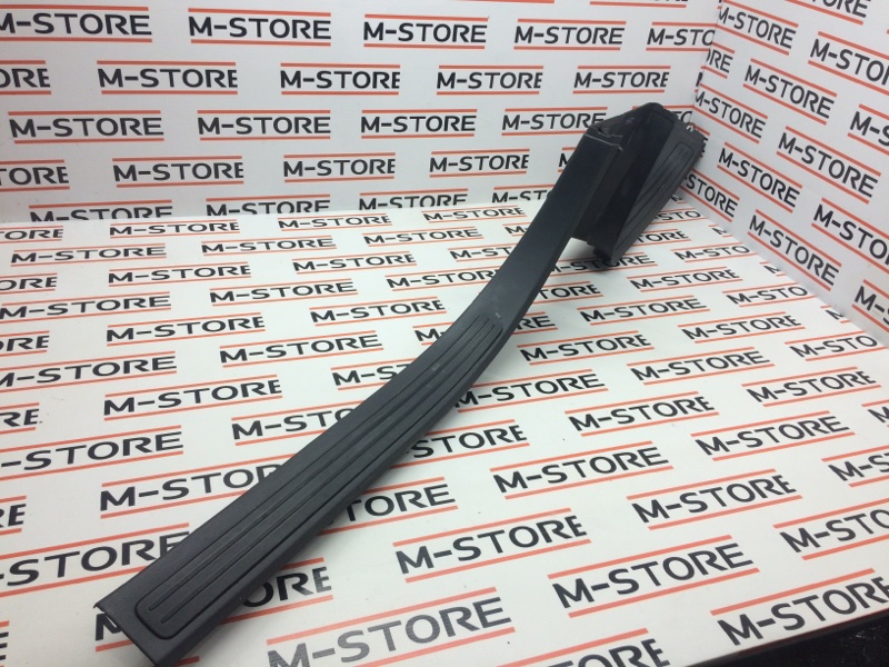 Накладка на порог салона, 350 рублей, Красноярск