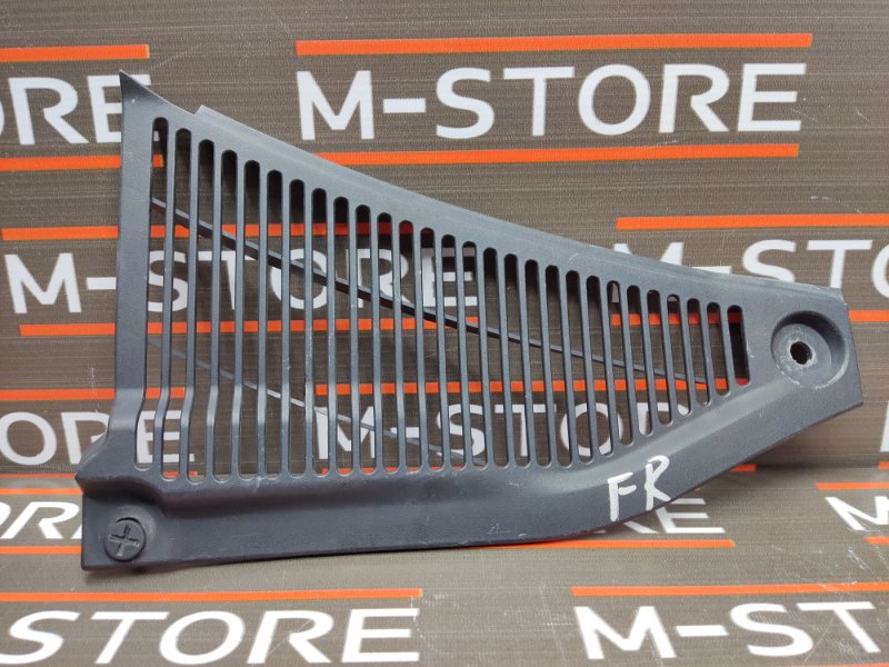 решетка под лобовое стекло, 340 рублей, Красноярск