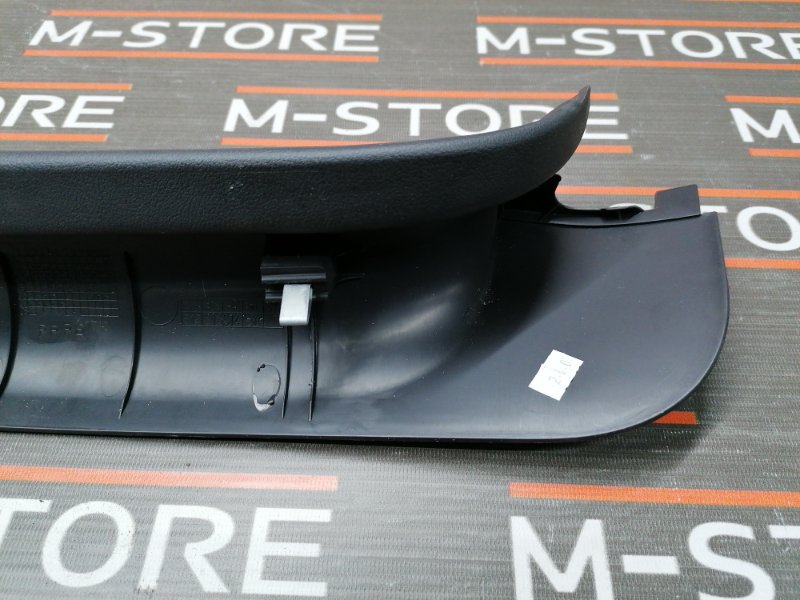 обшивка двери багажника, 300 рублей, Красноярск