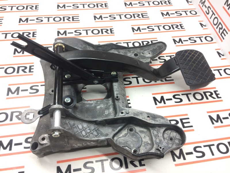 педаль тормоза, 350 рублей, Красноярск