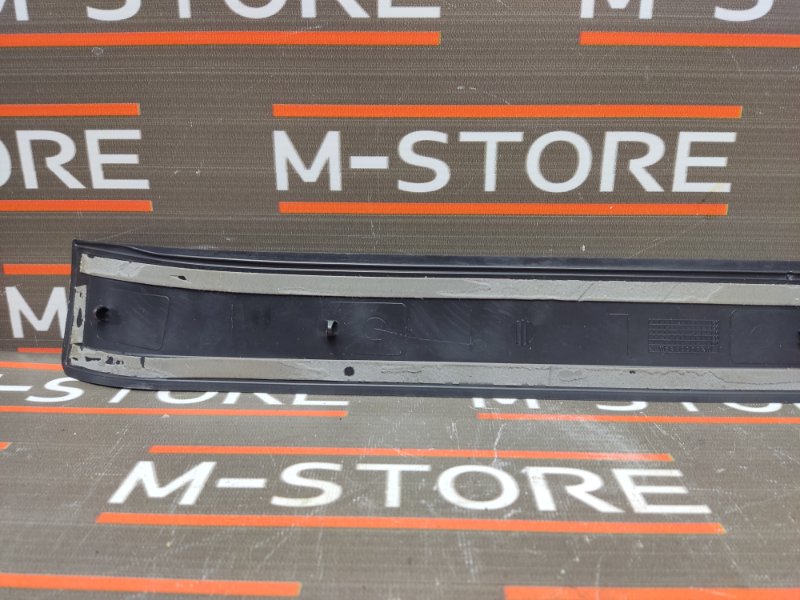 Накладка на порог салона, 350 рублей, Красноярск