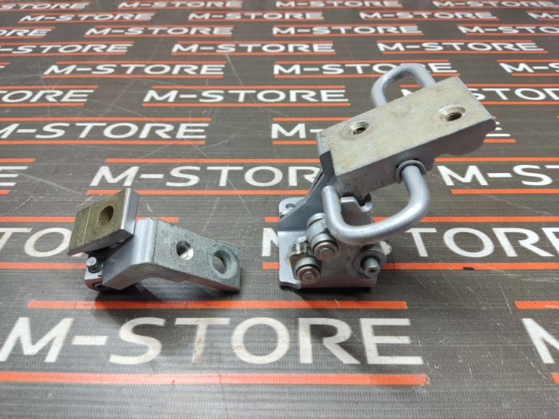 петля двери, 350 рублей, Красноярск