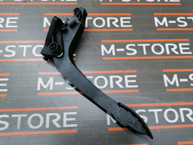 педаль газа, 500 рублей, Красноярск