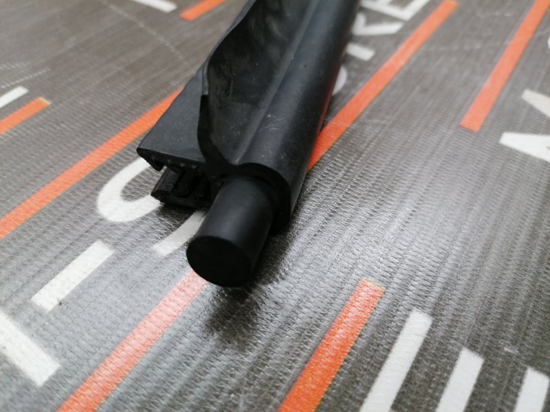 Уплотнитель капота, 340 рублей, Красноярск