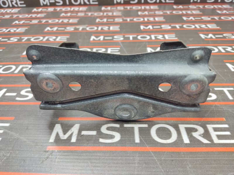 кронштейн центральной консоли, 280 рублей, Красноярск