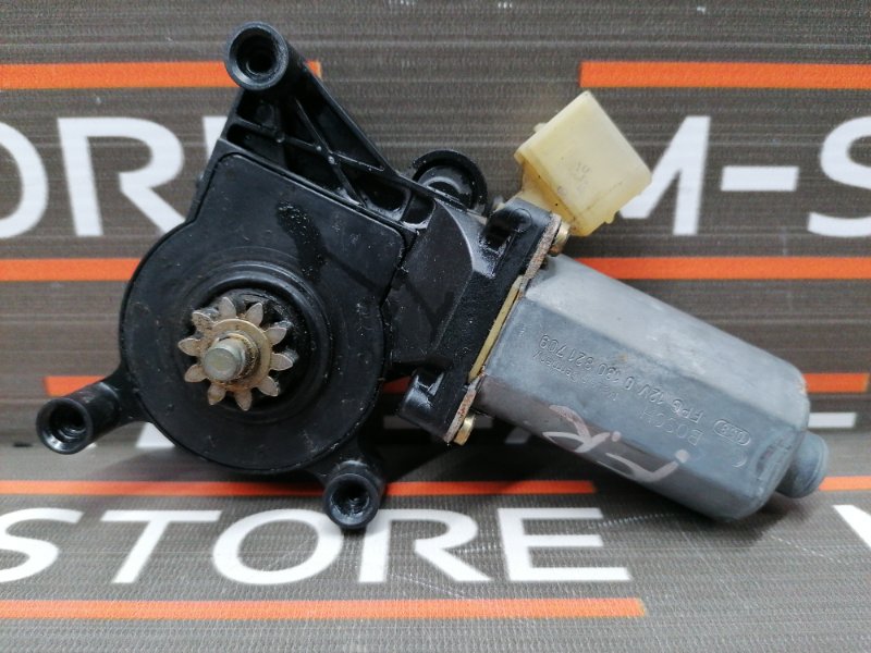 мотор стеклоподъемника, 670 рублей, Красноярск