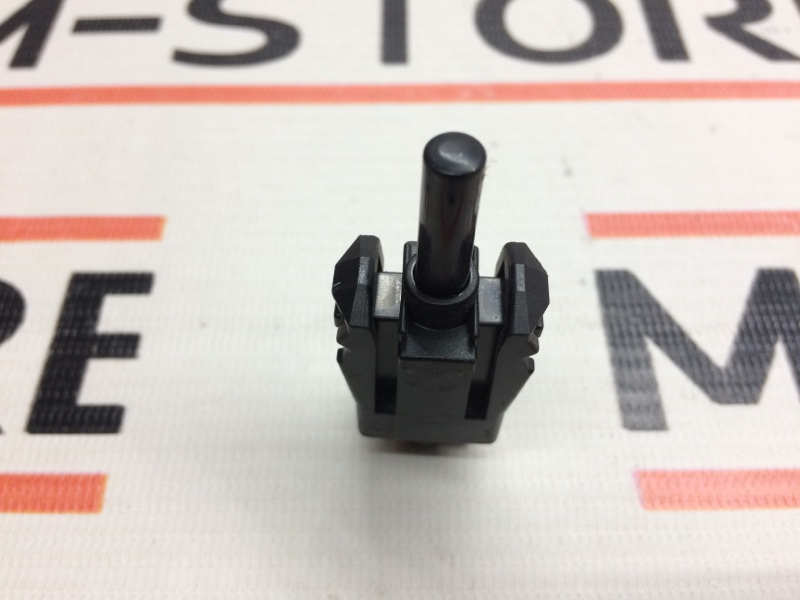 Концевик стояночного тормоза, 200 рублей, Красноярск