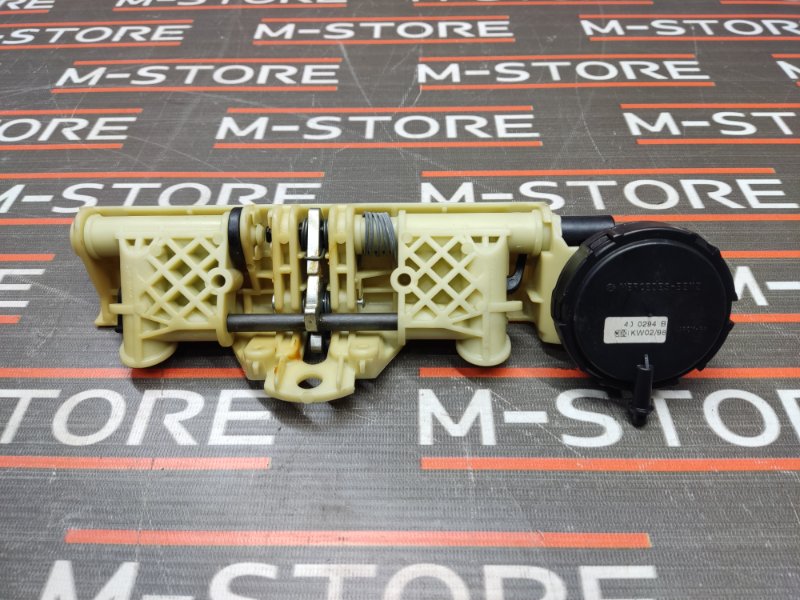 механизм складывания подголовника, 340 рублей, Красноярск