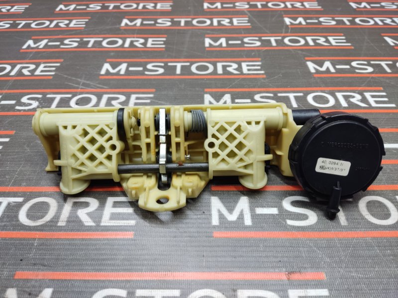 механизм складывания подголовника, 340 рублей, Красноярск