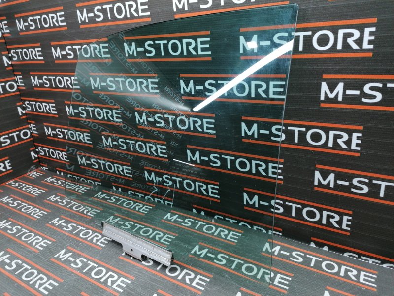 Стекло боковое, 670 рублей, Красноярск