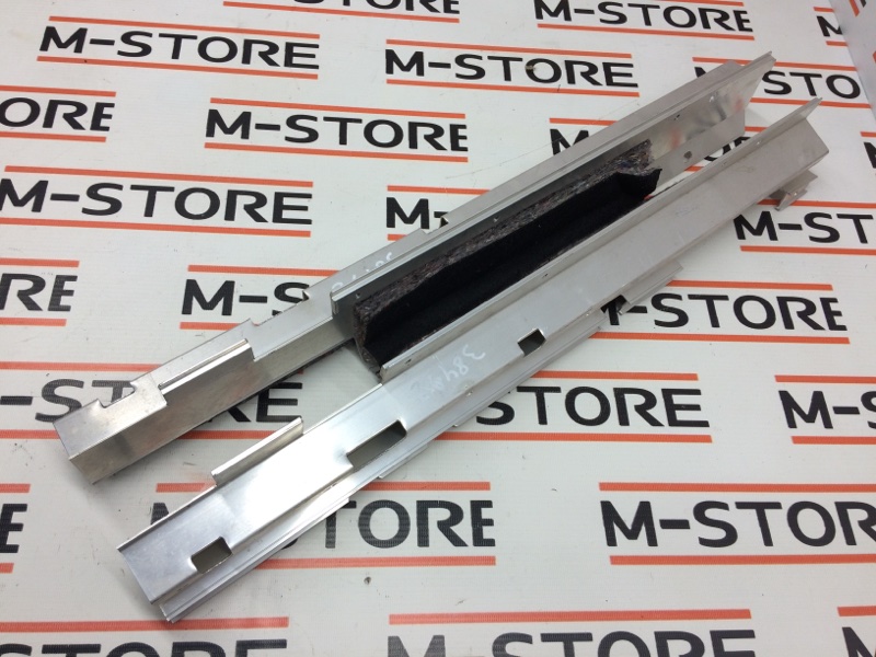 кронштейн направляющей шторки багажника, 630 рублей, Красноярск