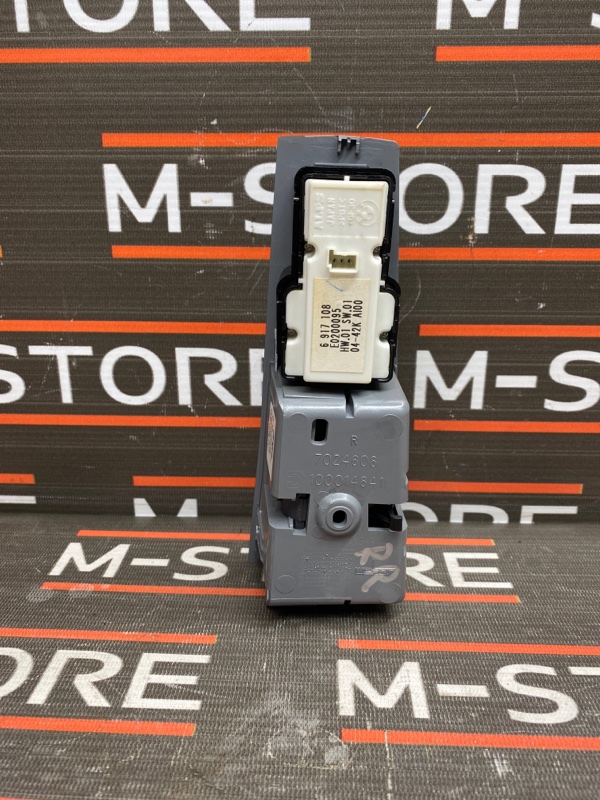 кнопка стеклоподъемника, 300 рублей, Красноярск