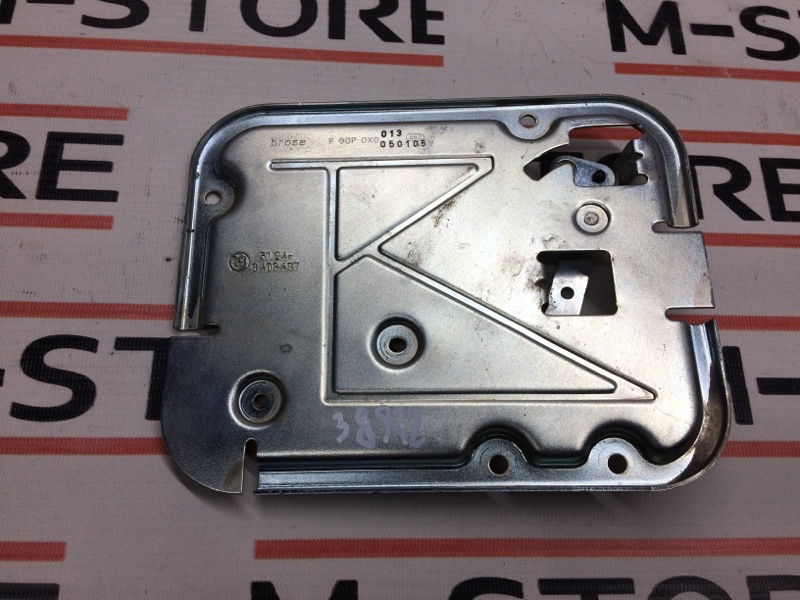 кронштейн замка багажника, 300 рублей, Красноярск