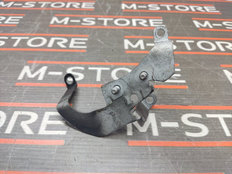 Кронштейн вакуумного насоса, 300 рублей, Красноярск