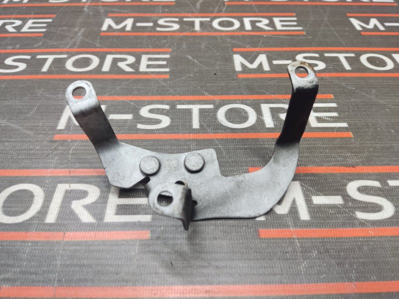 Кронштейн вакуумного насоса, 300 рублей, Красноярск