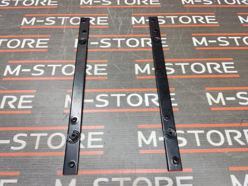 Кронштейн крышки двигателя, 340 рублей, Красноярск