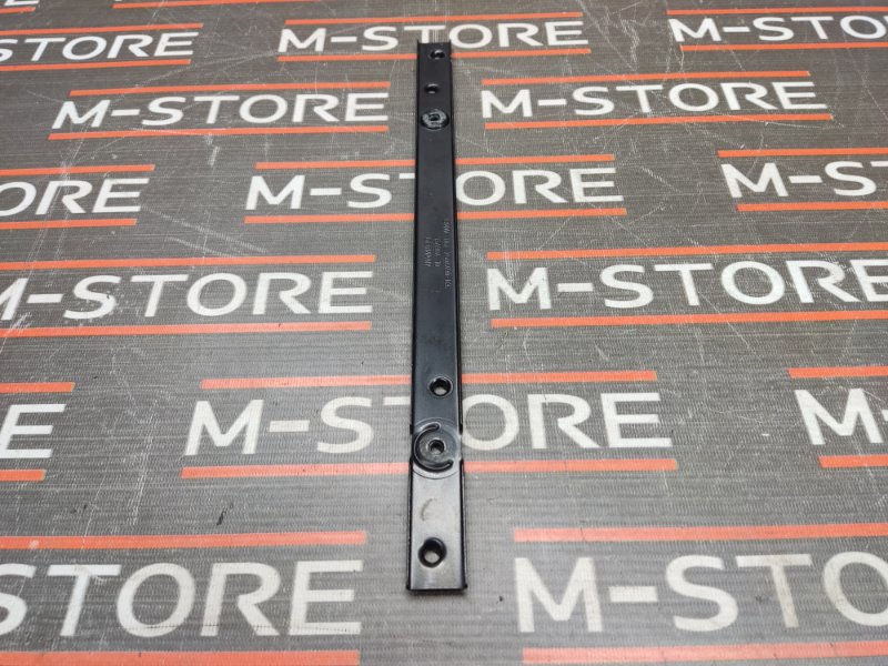 Кронштейн крышки двигателя, 340 рублей, Красноярск