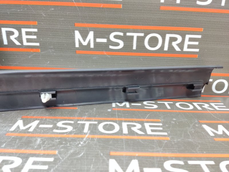 Накладка на порог салона, 210 рублей, Красноярск