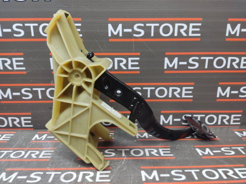 педаль тормоза, 670 рублей, Красноярск