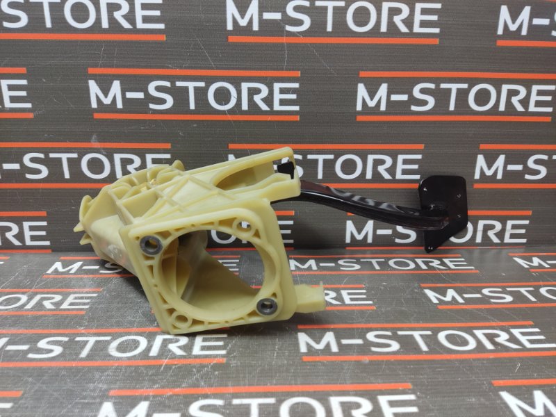 педаль тормоза, 670 рублей, Красноярск