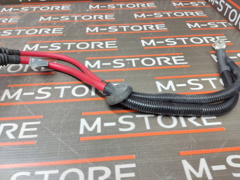 Клемма аккумулятора плюс, 500 рублей, Красноярск