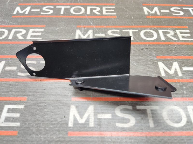 Кронштейн датчика положения крышки багажника, 300 рублей, Красноярск