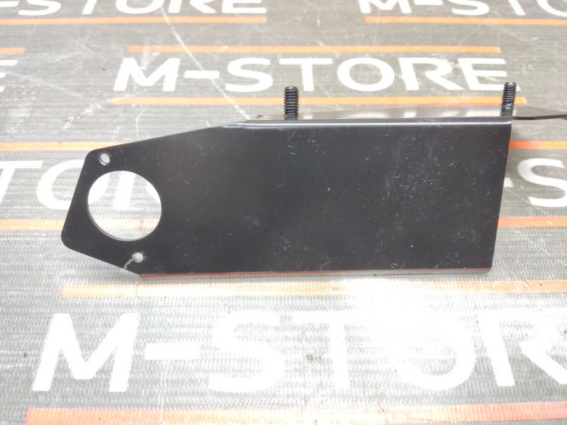 Кронштейн датчика положения крышки багажника, 300 рублей, Красноярск