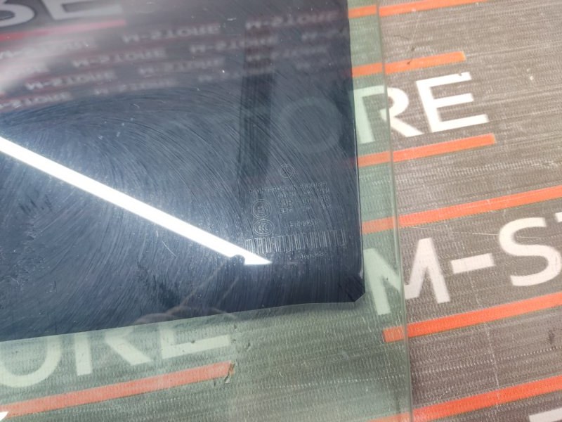 Стекло боковое, 1620 рублей, Красноярск