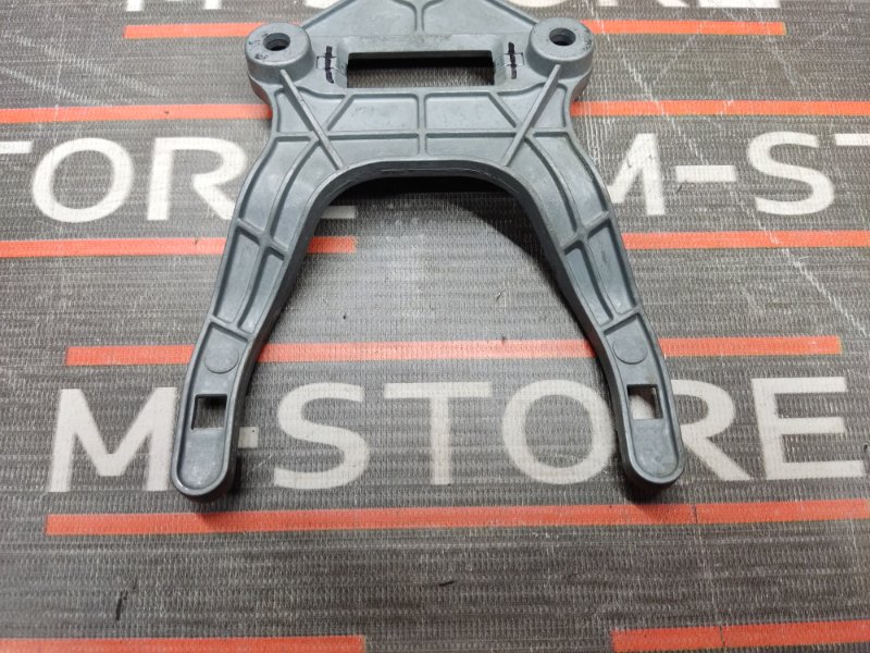 Кронштейн зеркала салона, 340 рублей, Красноярск