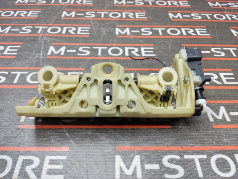 механизм складывания подголовника, 340 рублей, Красноярск