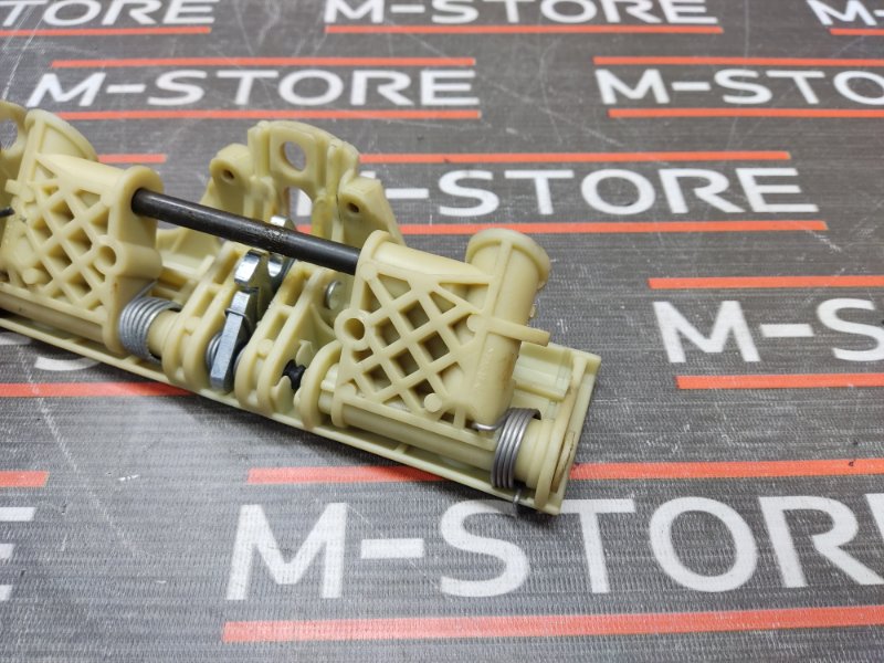 механизм складывания подголовника, 340 рублей, Красноярск