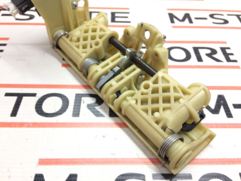 механизм складывания подголовника, 340 рублей, Красноярск