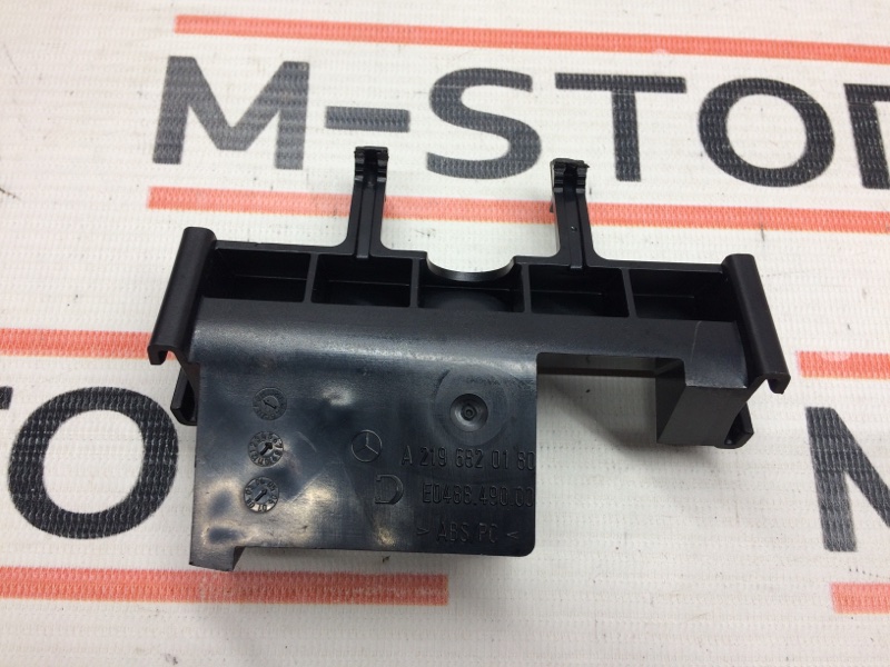 кронштейн центральной консоли, 340 рублей, Красноярск