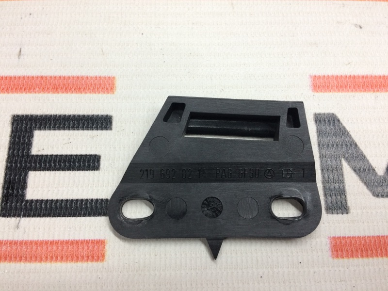 кронштейн, 300 рублей, Красноярск